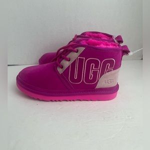 NEW Ugg Girls Hot Pink Neumel Graphic Outline Lined Boots